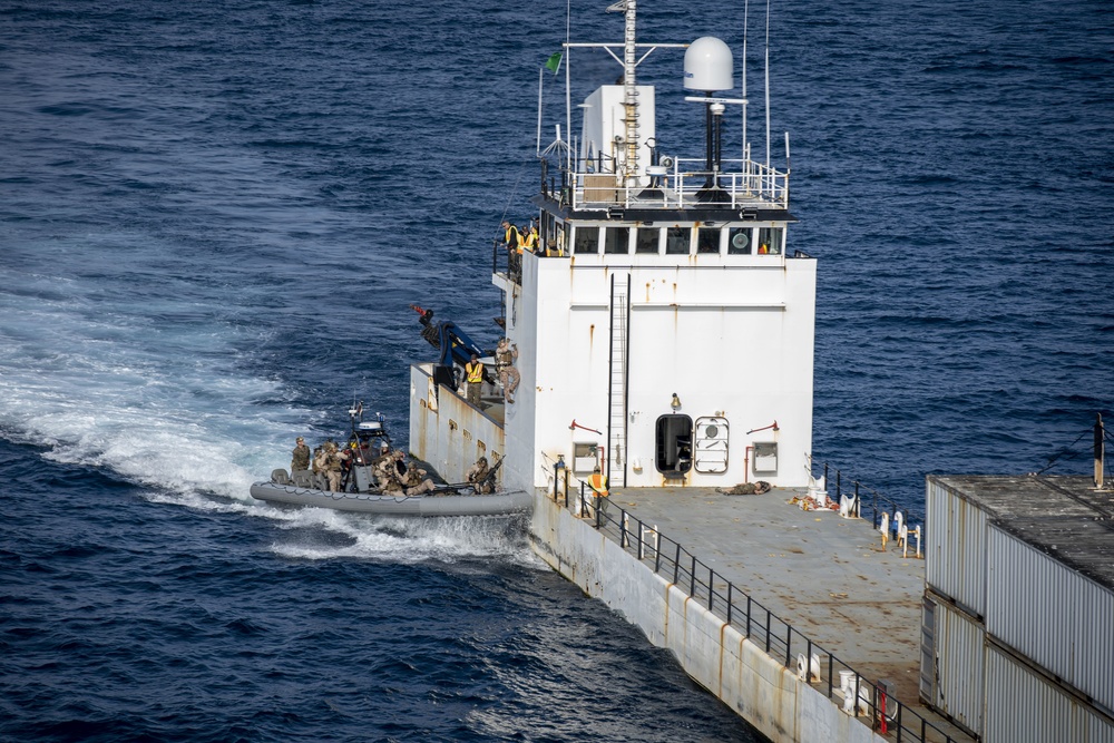 11th MEU ADRD conducts VBSS training