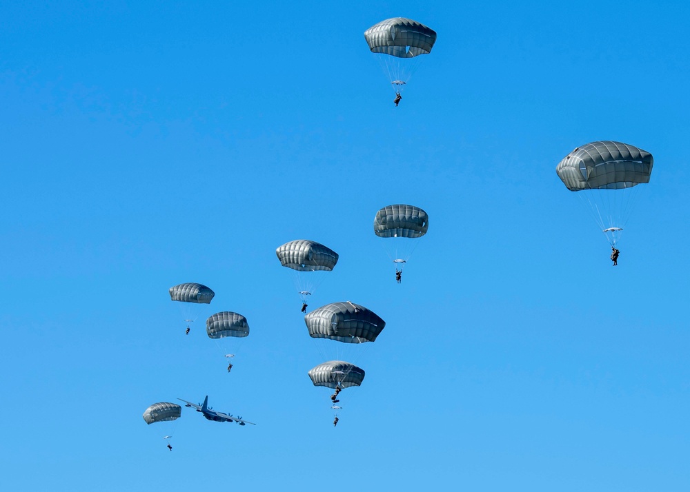 JBER conducts joint airborne operations