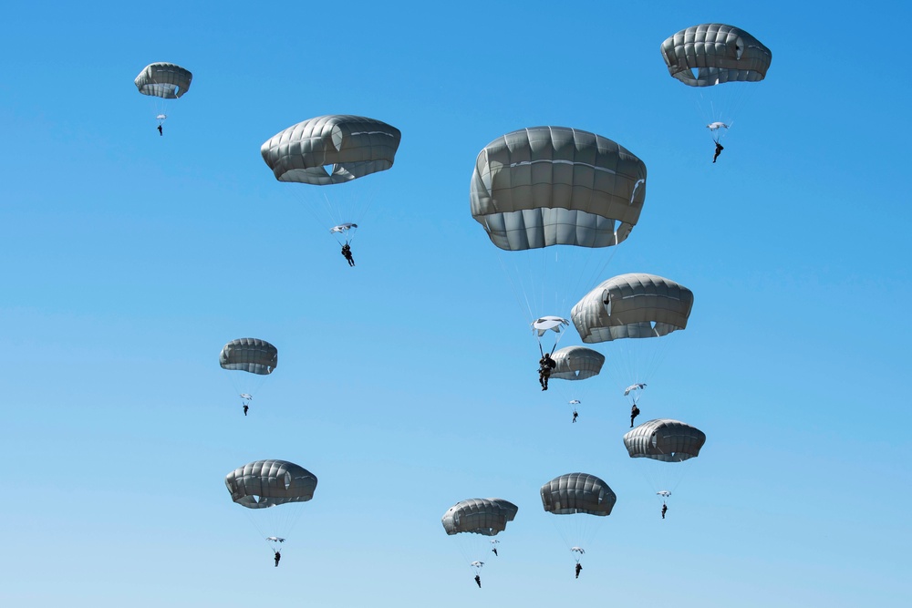 JBER conducts joint airborne operations