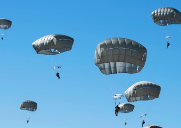 JBER conducts joint airborne operations