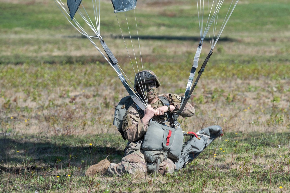 JBER conducts joint airborne operations