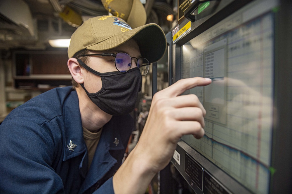 USS Harry S. Truman (CVN 75) transits the Atlantic Ocean.