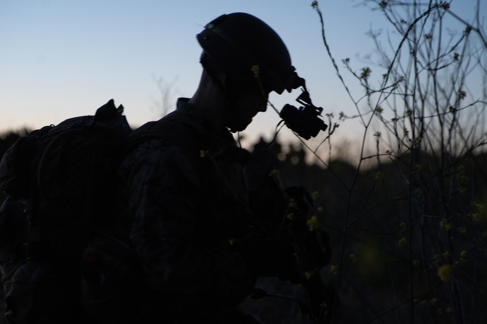 11th MEU Conduct Amphibious Assault at Camp Pendleton