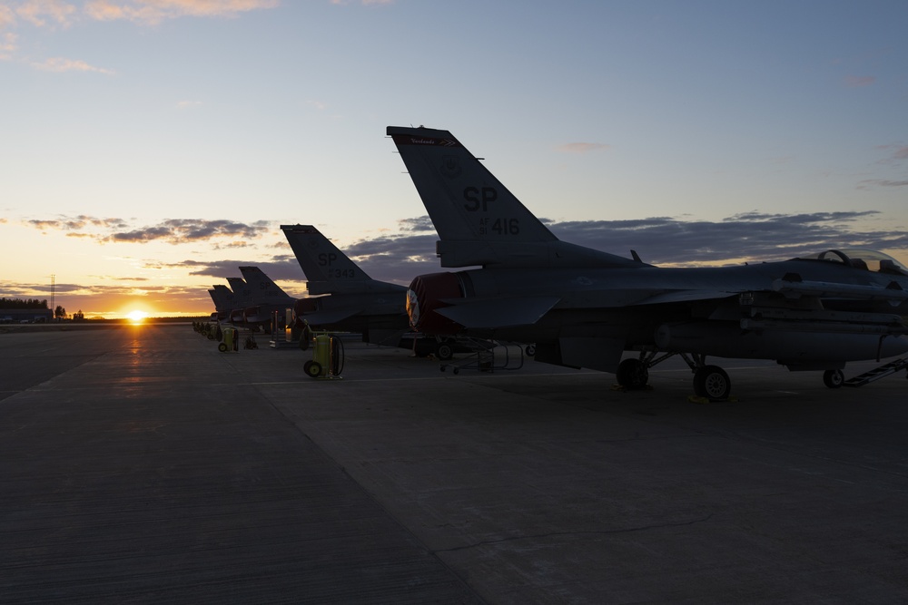 52nd FW night operations at Kallax AB
