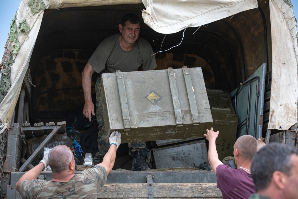 U.S., Bulgarian soldiers prepare for LFX in Bulgaria