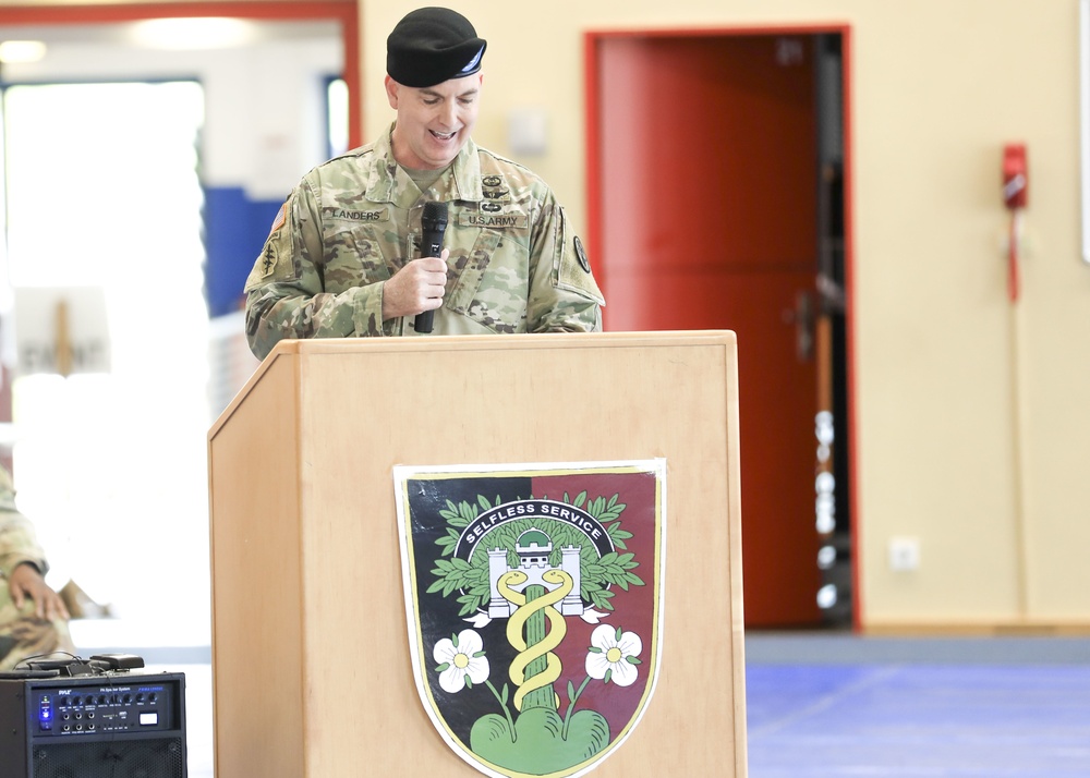 Baumholder Army Health Clinic holds change of command