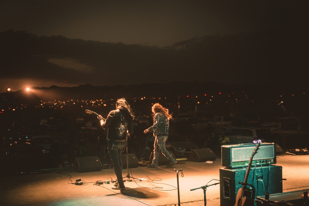Platinum Rock Legends Perform at MCAGCC