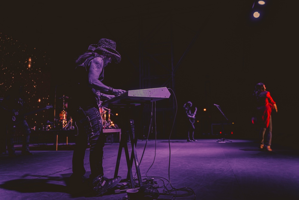 Platinum Rock Legends Perform at MCAGCC
