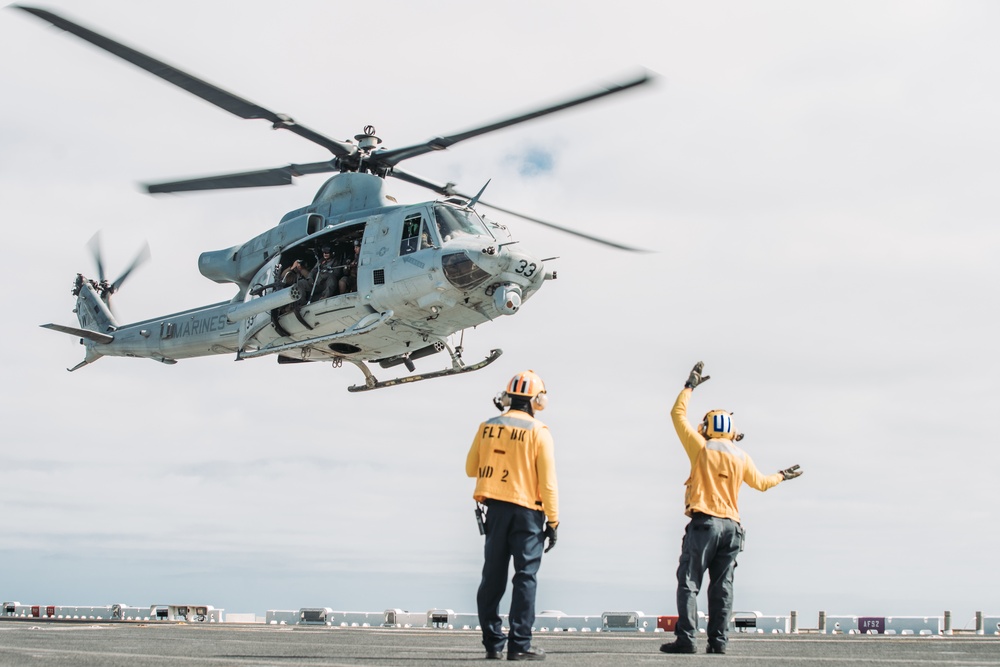 11th MEU Conducts Flight Operations Aboard USS Essex