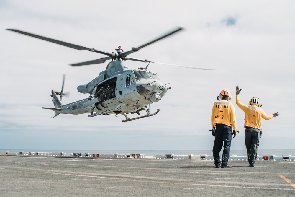 11th MEU Conducts Flight Operations Aboard USS Essex