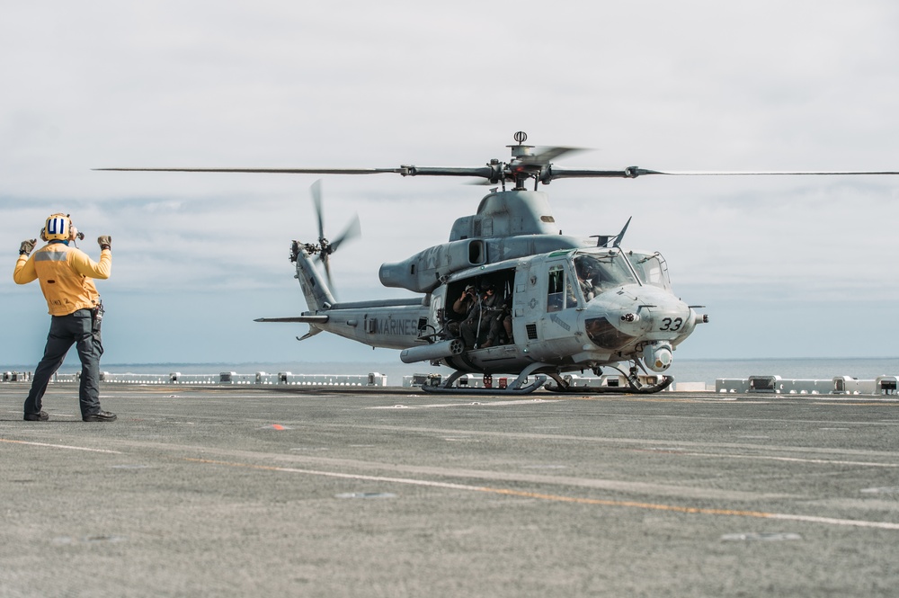 11th MEU Conducts Flight Operations Aboard USS Essex