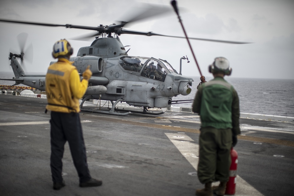 VMM-165 conducts routine flight operations