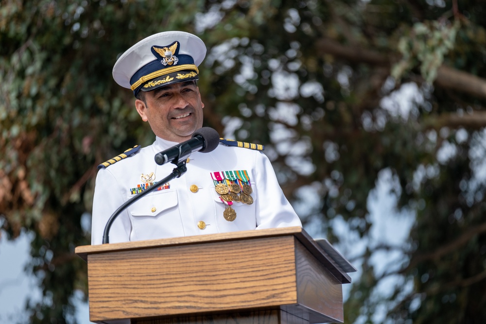 Coast Guard Base Alameda holds change-of-command ceremony