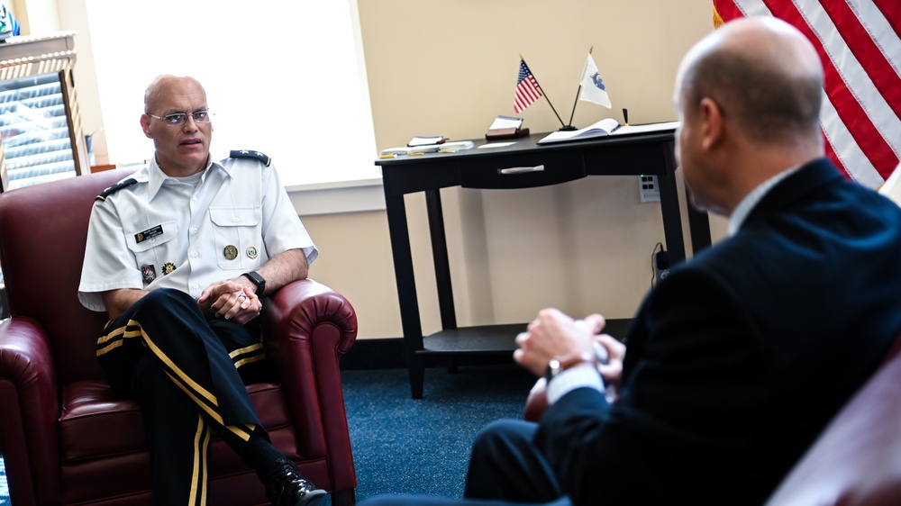 DASD Chase Visits the IADC