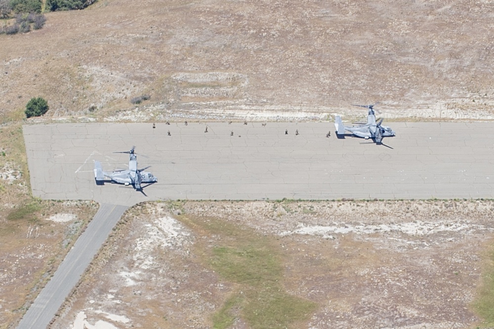 11th MEU Marines conduct close air support