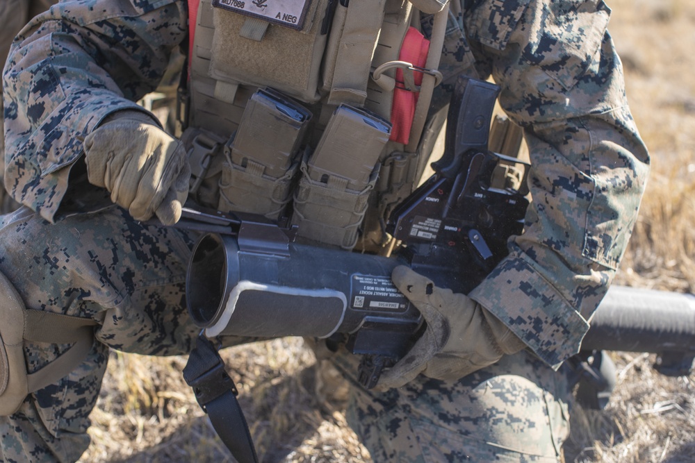 11th MEU Marines conduct amphibious assault training exercise