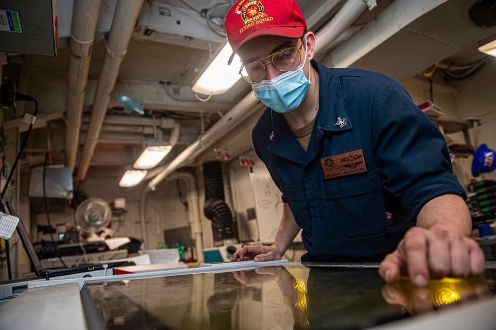 USS Harry S. Truman (CVN 75) transits the Atlantic Ocean.