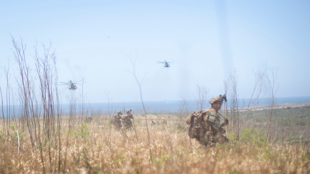 11th MEU conducts Helicopter Assault