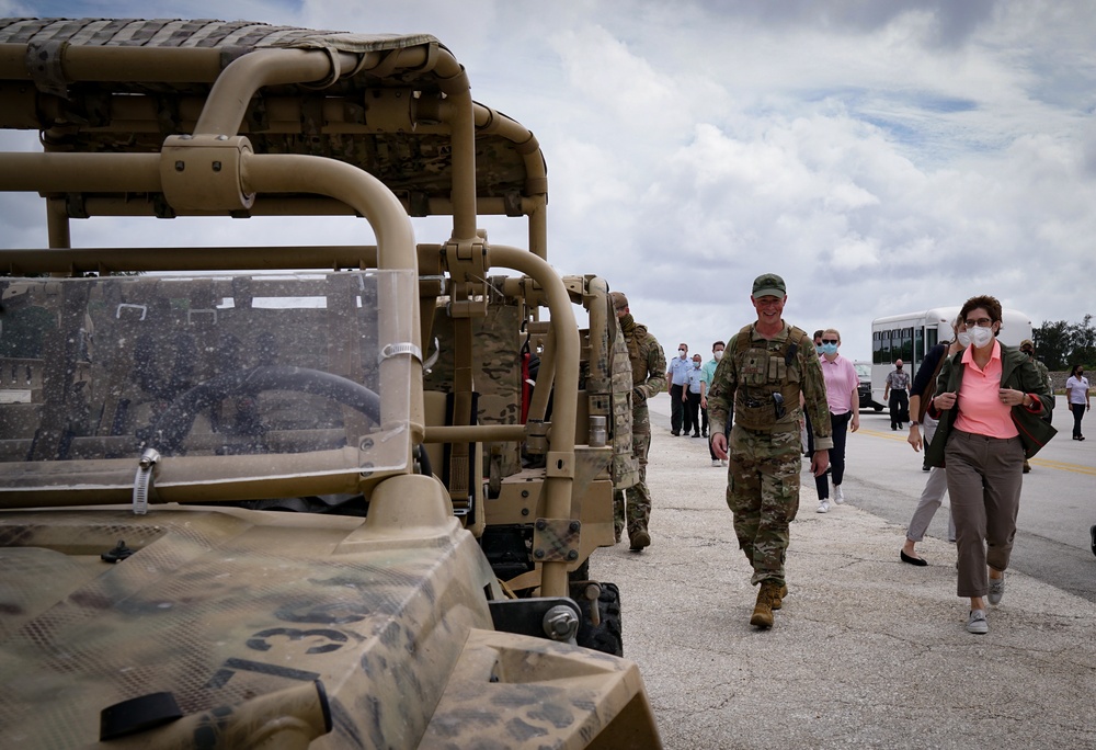 German Minister of Defense visits Andersen AFB