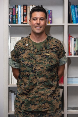 Marine officer stands out in EWS blended seminar
