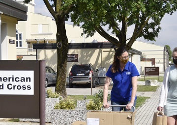 USAG Italy reaches to the arts during COVID-19