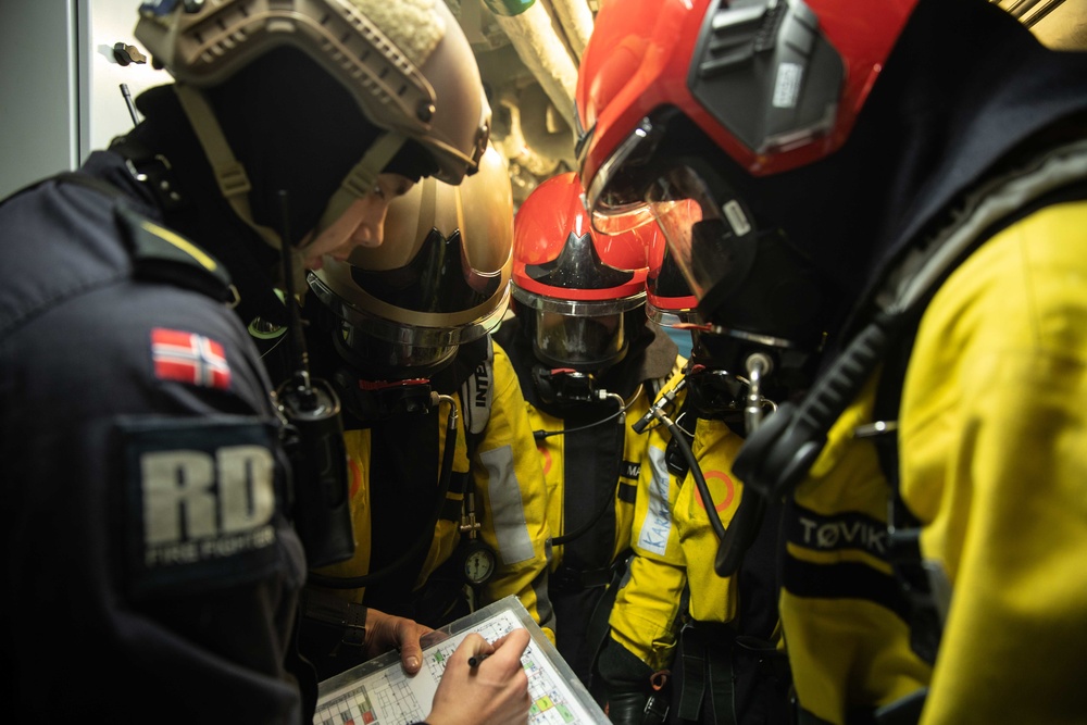 HNoMS Fridjof Nansen (F310) conducts Action Station Drill