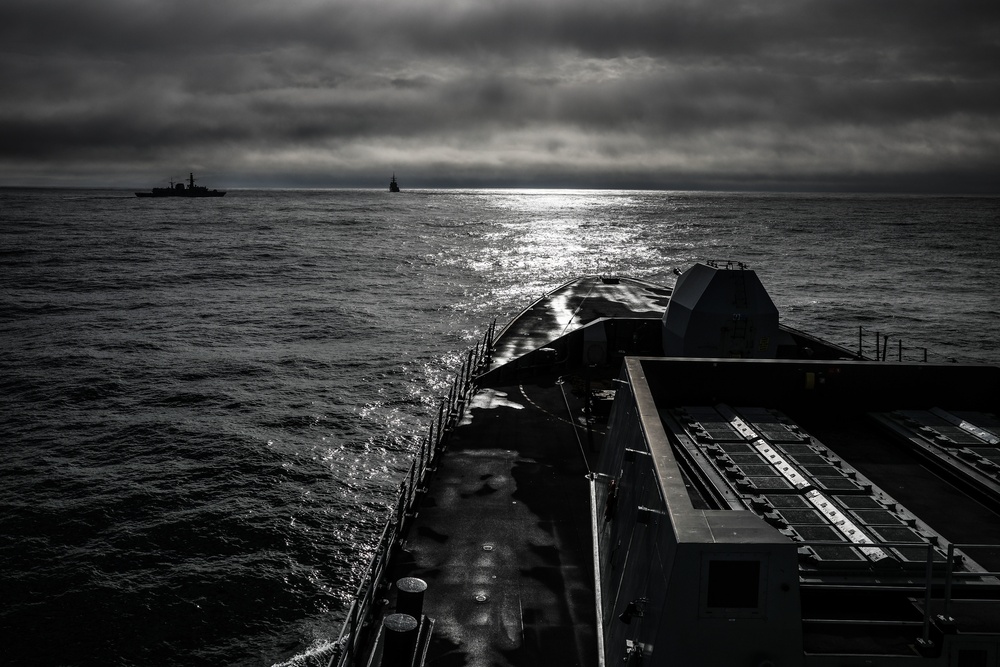 HMS Dragon - Exercise Formidable Shield