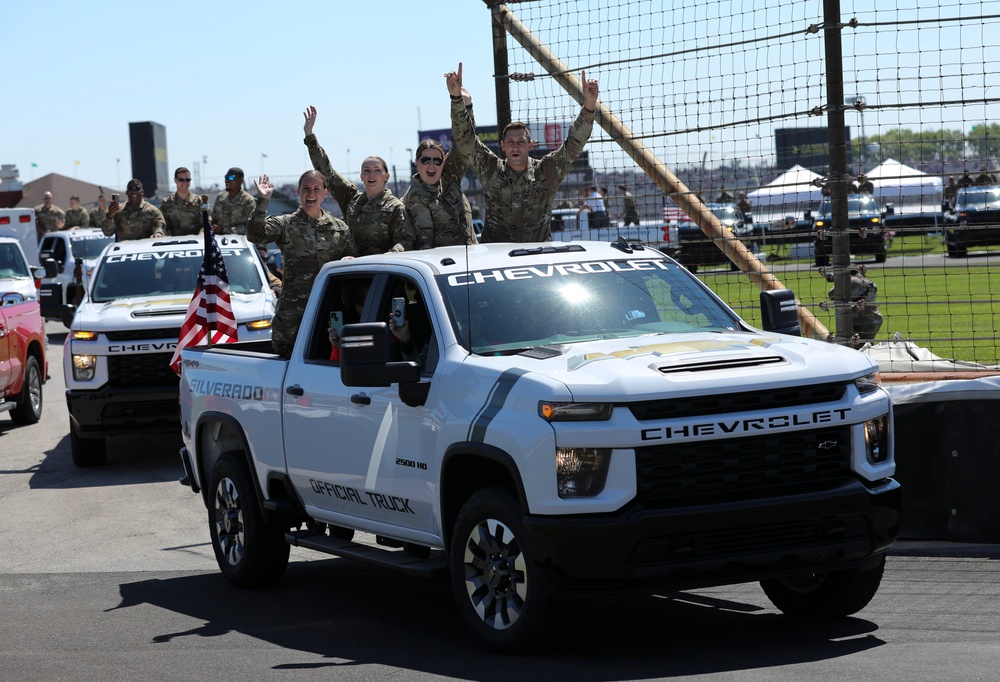Service Members Support the Indianapolis 500
