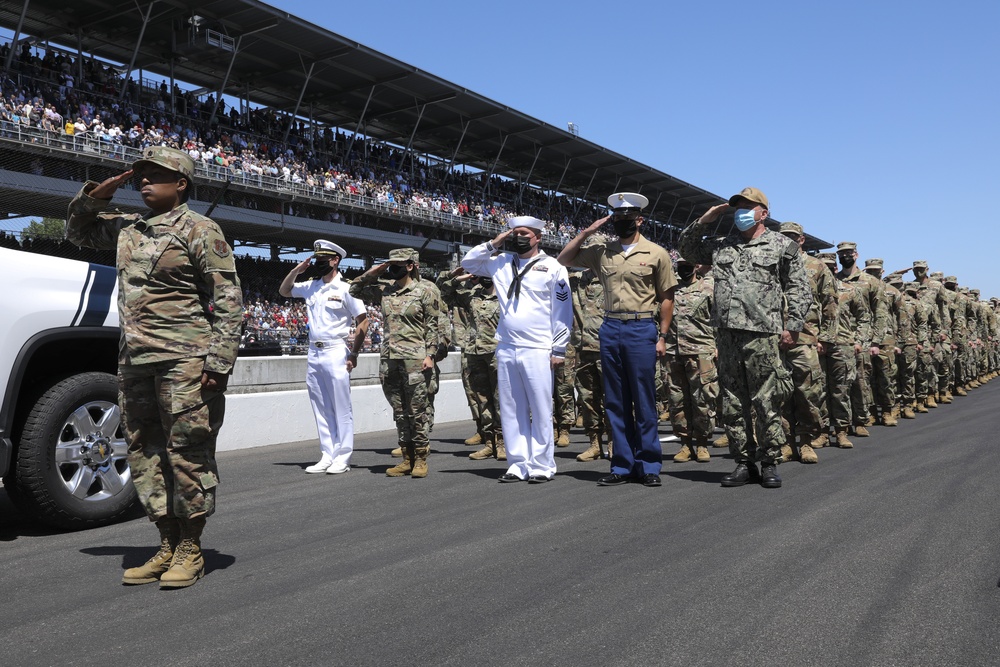 Service Members Support the Indianapolis 500