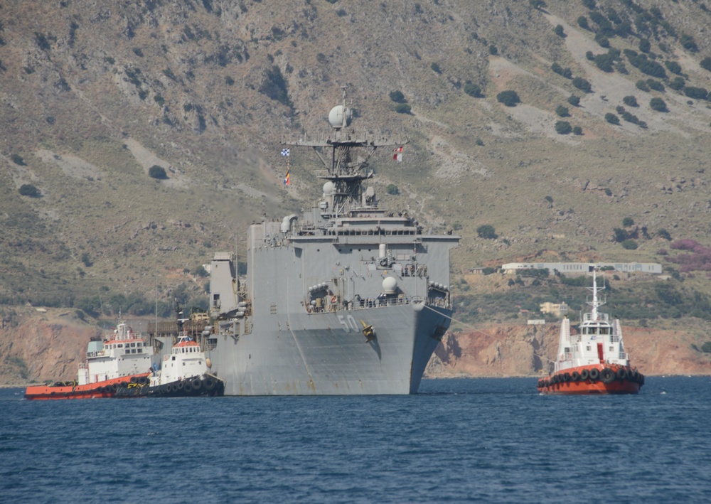 USS Carter Hall (LSD 50) Arrives in Souda Bay, Greece