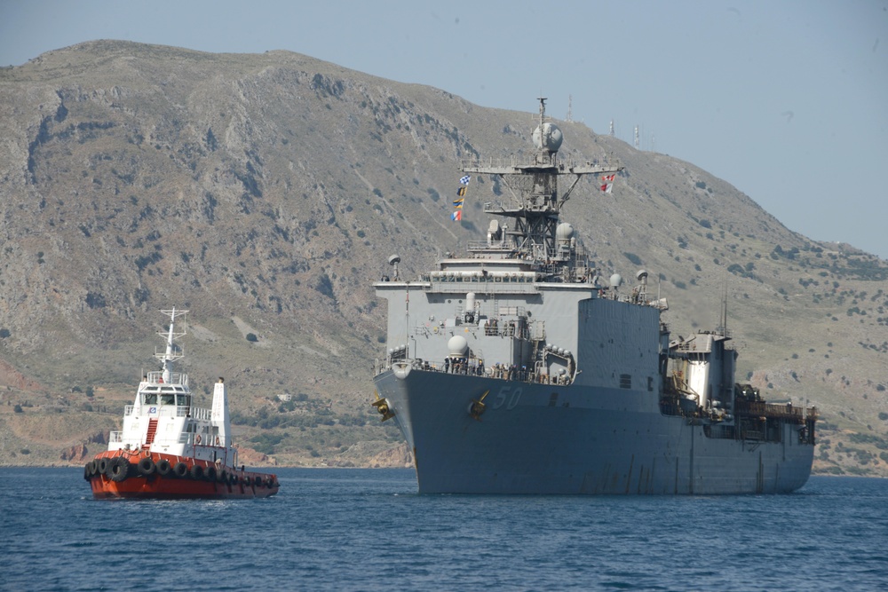 USS Carter Hall (LSD 50) Arrives in Souda Bay, Greece