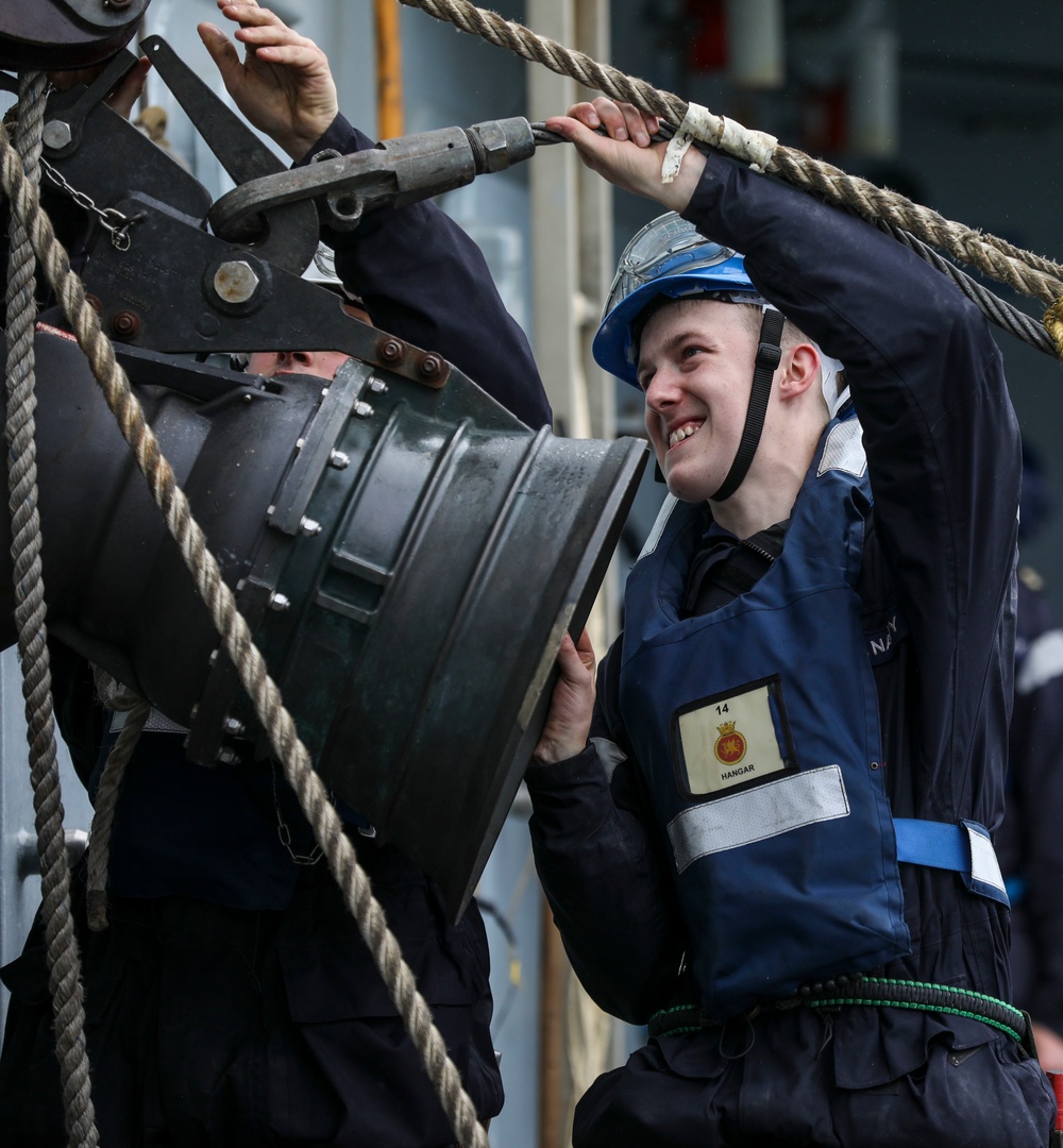 HMS Dragon conducts Replenishment at Sea with USNS William McLean