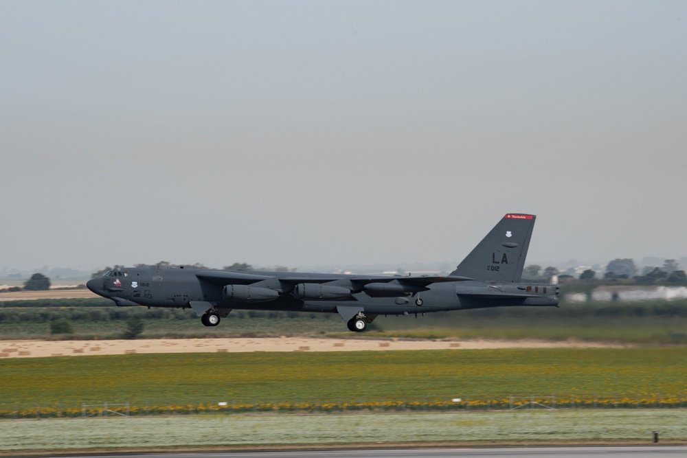 B-52s Take of in Support of Operation Allied Sky