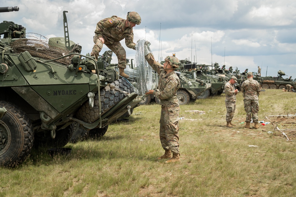 2CR Soldiers prepare for training during Saber Guardian 21