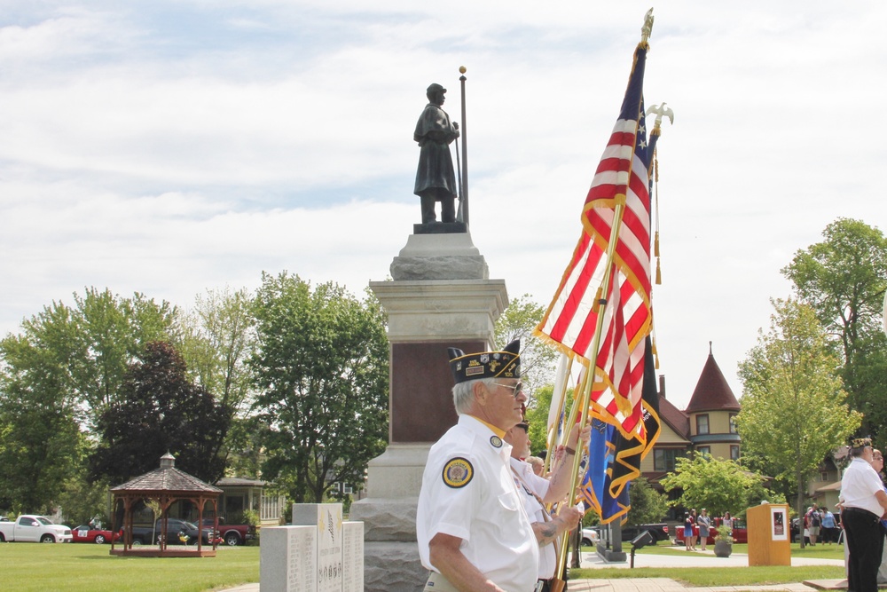 Fort McCoy Soldiers support Sparta Memorial Day events