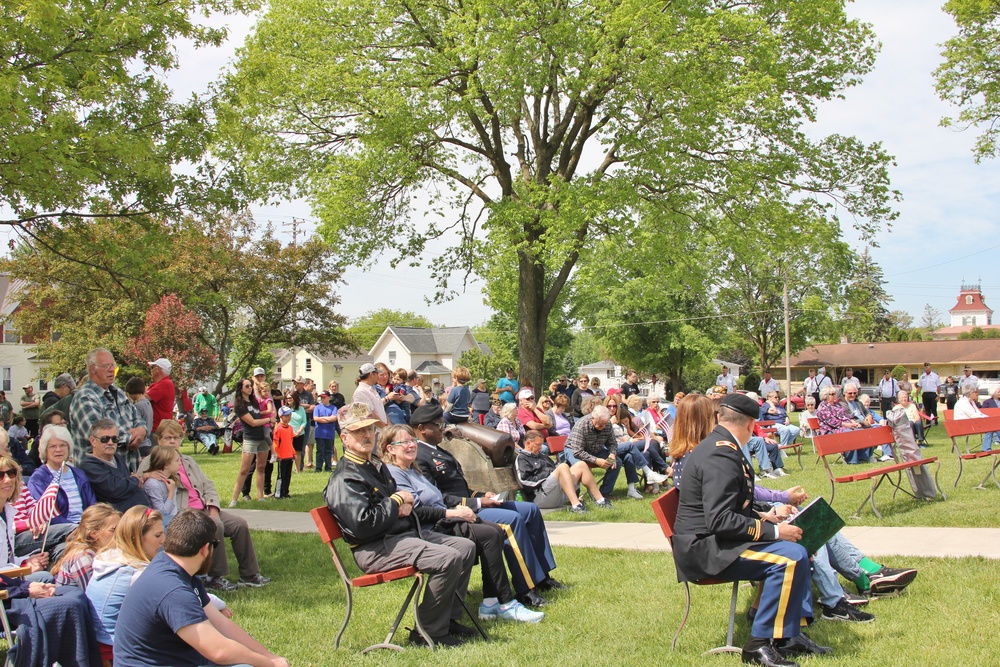 Fort McCoy Soldiers support Sparta Memorial Day events