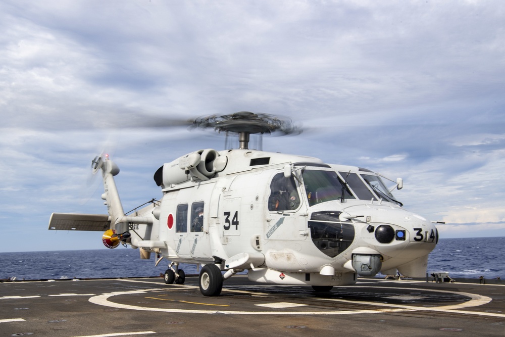 JSMDF and USS Shiloh May 28, 2021 Underway