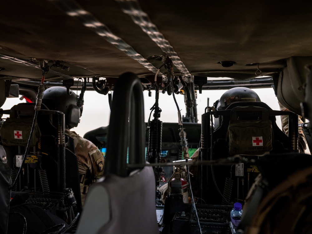 UH-60 Black Hawk over Iraq