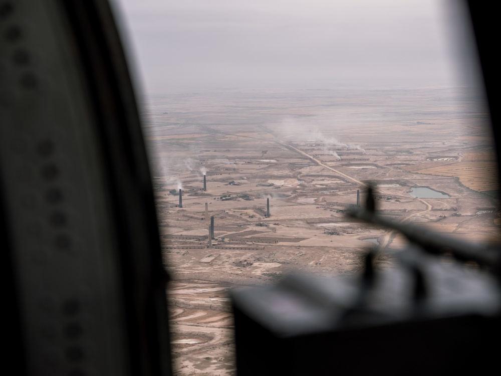 UH-60 Black Hawk over Iraq