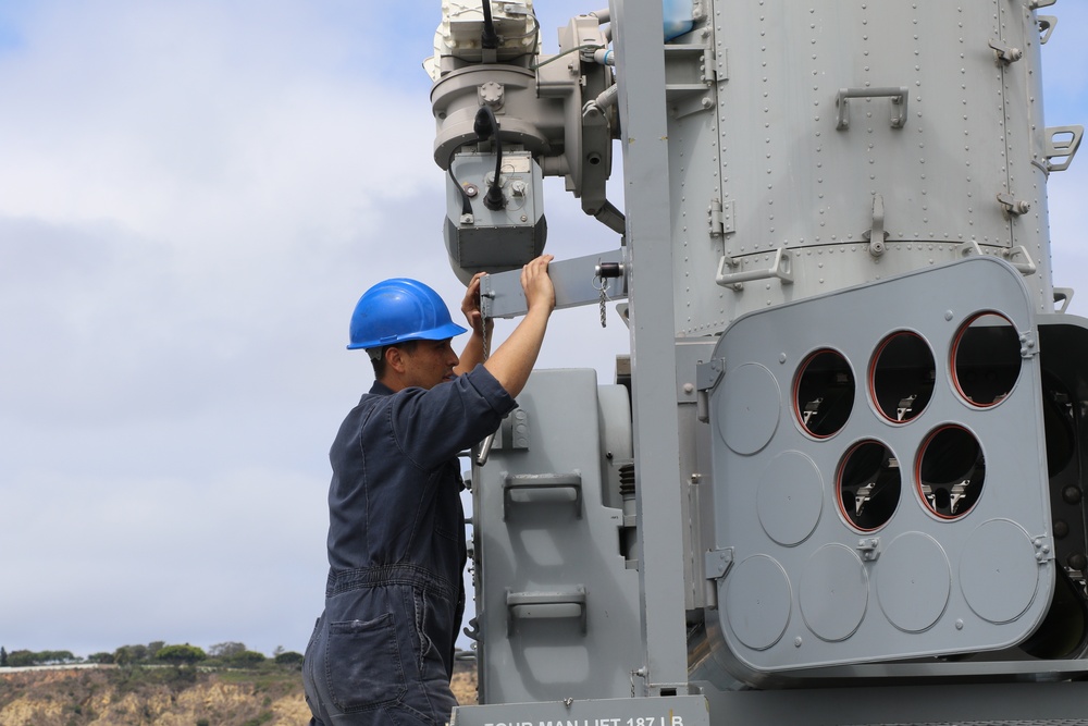 USS JACKSON underway in Southern California