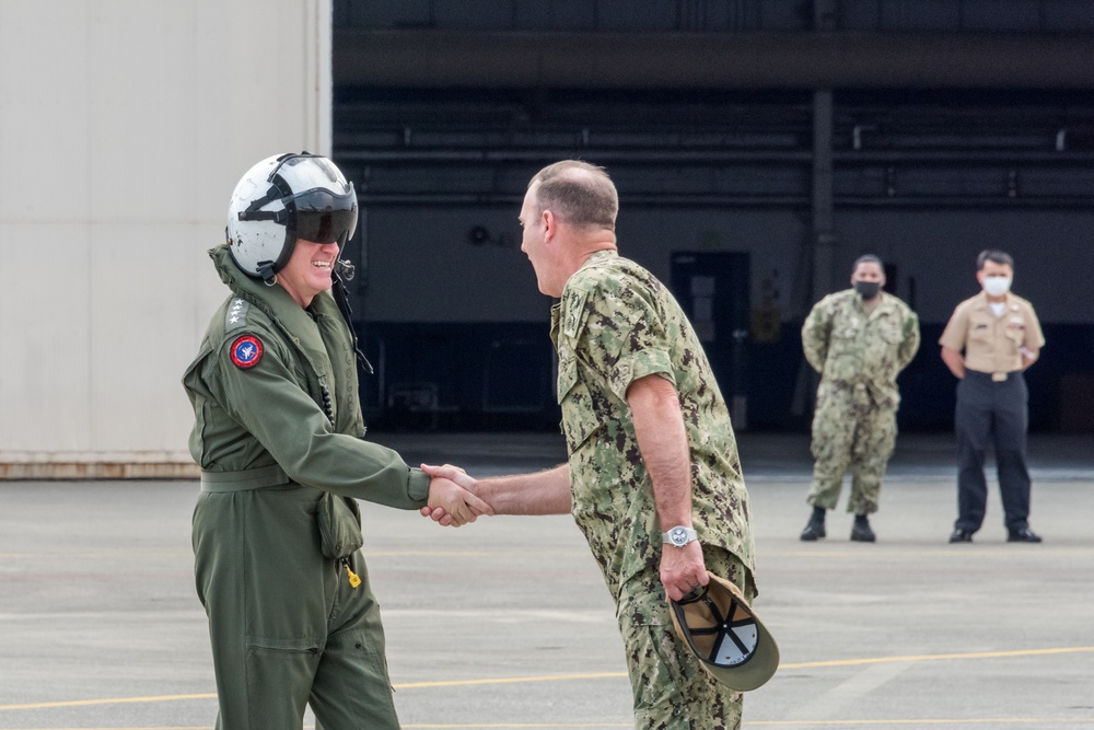 Commander, U.S. Pacific Fleet visits Naval Air Facility Atsugi