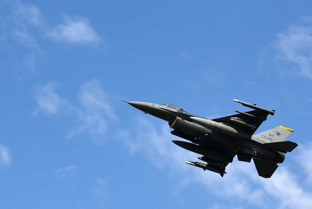 F-16s soar during Red Flag-Alaska 21-2