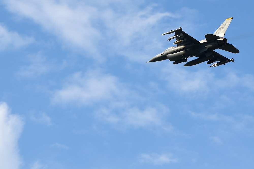F-16s soar during Red Flag-Alaska 21-2