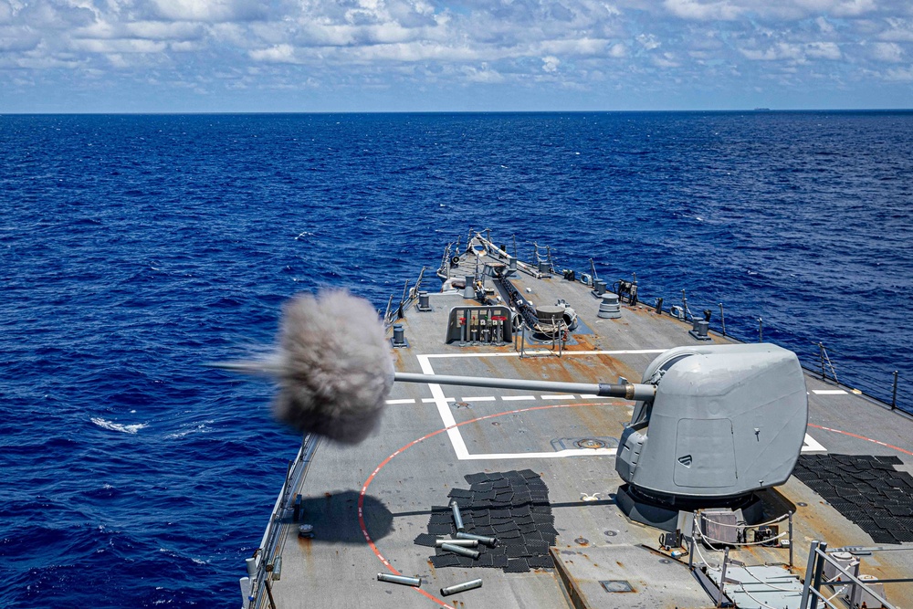 USS Curtis Wilbur Gun shoot