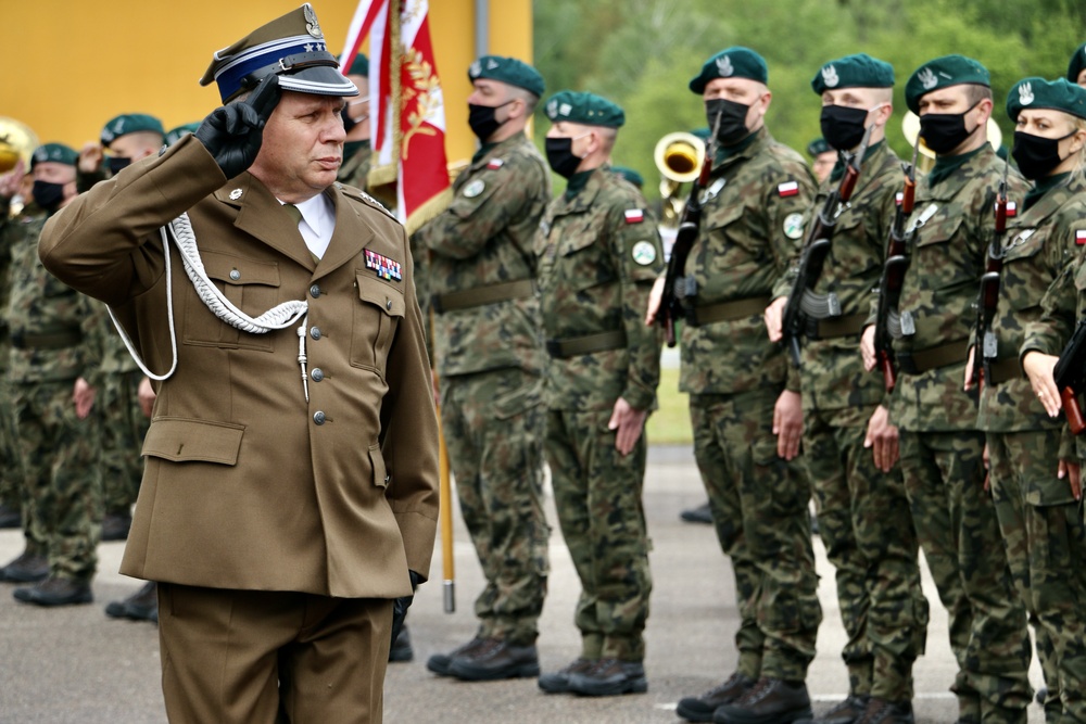 US and Polish soldiers celebrate the 75th anniversary of Drawkso Pomorskie Training Area