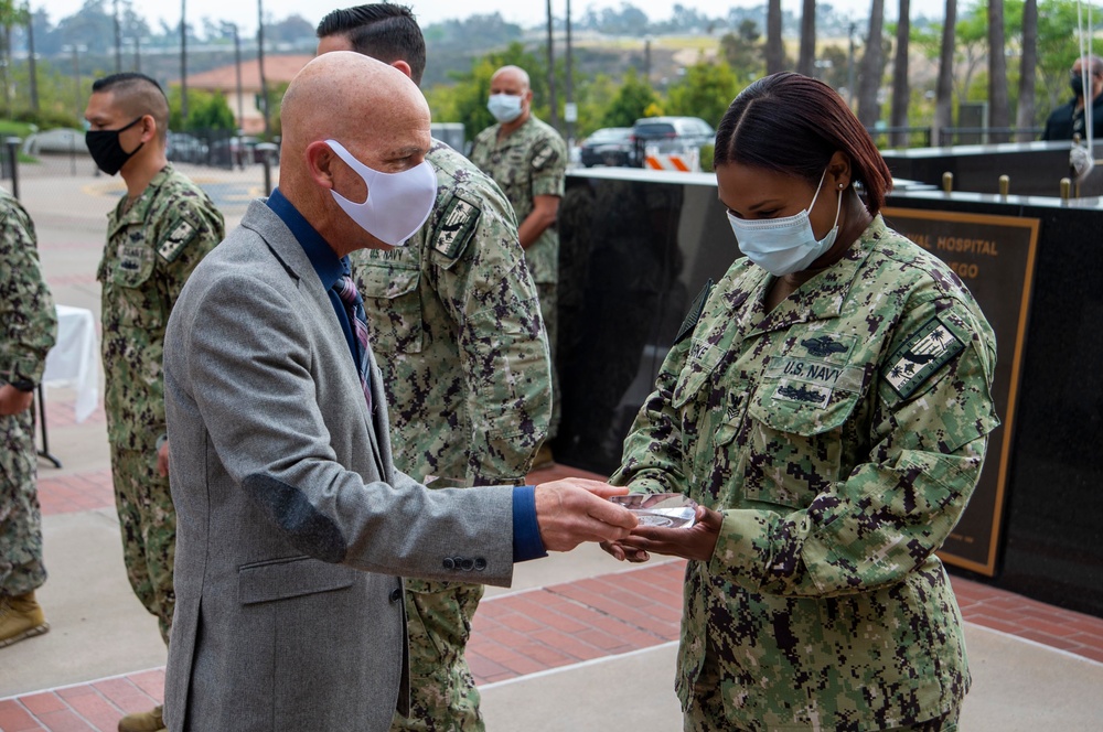 DVIDS Images Sailors Receive Sailor of the Quarter Award [Image 11
