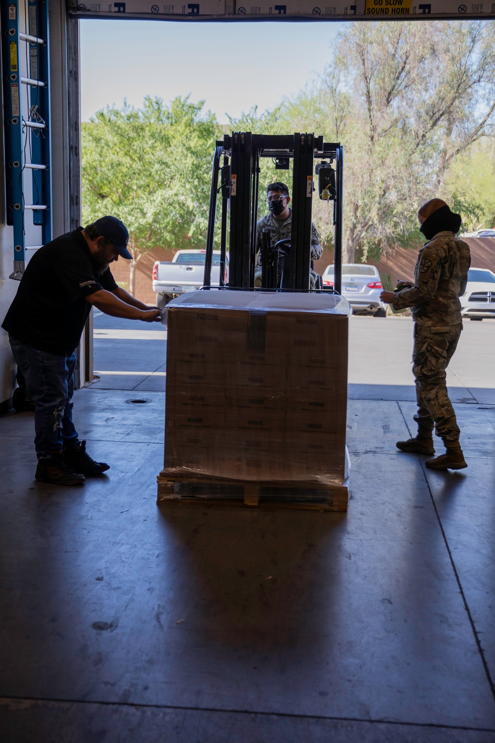 AZNG Supports Gilbert Food Bank Warehouse Operations