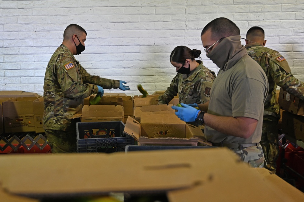 AZNG supports Nogales food bank warehouse operations