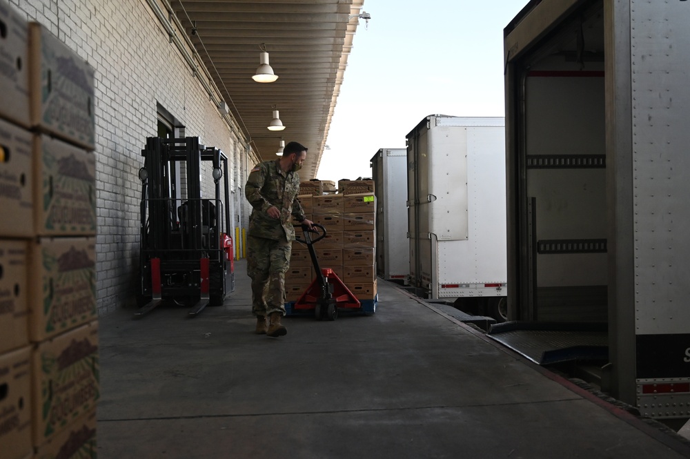 AZNG supports Nogales food bank warehouse operations