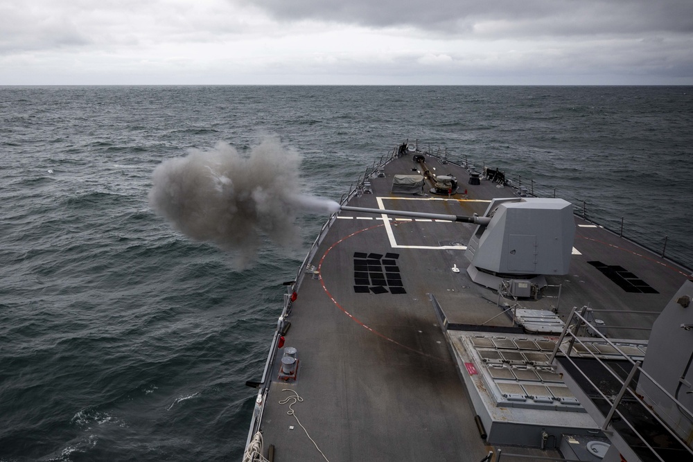 USS Paul Ignatius (DDG 117) - At-Sea Demo/Formidable Shield 2021